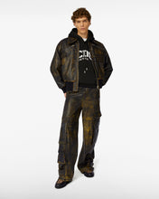 Load image into Gallery viewer, Rub-Off Leather Ultracargo | Men Trousers Black | GCDS®