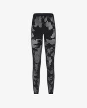 Load image into Gallery viewer, Camo Seamless Leggings
