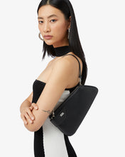 Load image into Gallery viewer, Comma Notte Leather Bag
