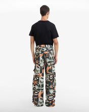 Load image into Gallery viewer, Lips Ultracargo Trousers
