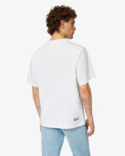 Load image into Gallery viewer, Graffiti Loose T-shirt | Men T-shirts White | GCDS®
