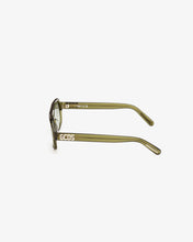 Load image into Gallery viewer, GD0046 Aviator Sunglasses
