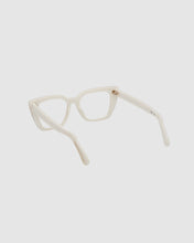 Load image into Gallery viewer, GD5012 Cat-eye eyeglasses : Women Sunglasses White  | GCDS
