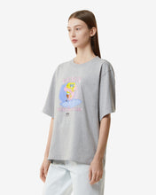 Load image into Gallery viewer, Spongebob Venus T-shirt : Women T-shirts Grey | GCDS
