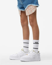 Load image into Gallery viewer, Junior Gcds Low Logo Band Socks: Unisex Socks White | GCDS Spring/Summer 2023
